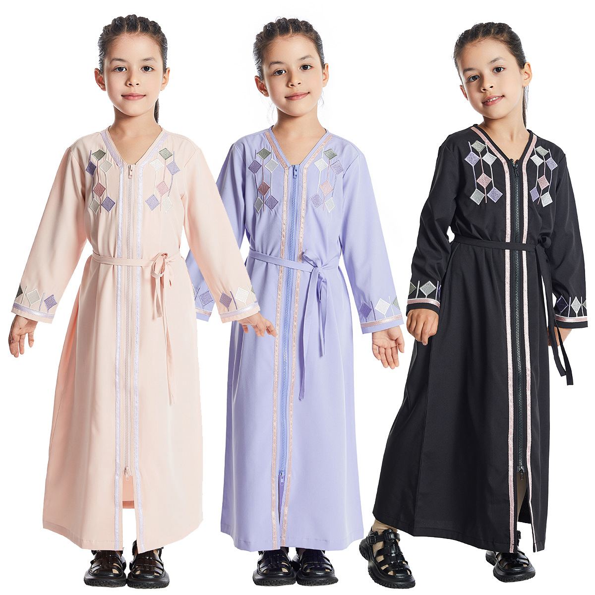 Girls' pale pink zip-front kaftan with embroidery